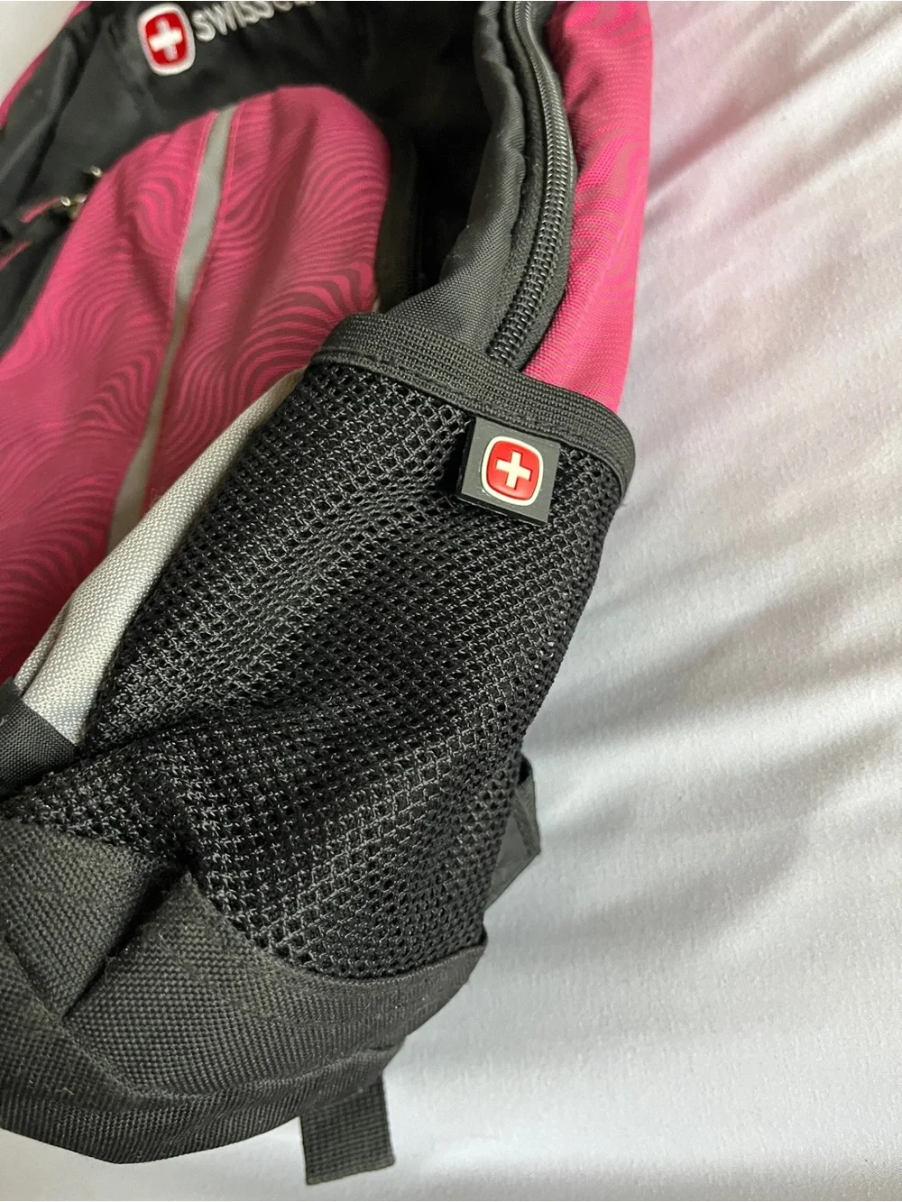 SwissGear Backpack Pink Black Tech Pocket School Travel Comfort Fit Daypack